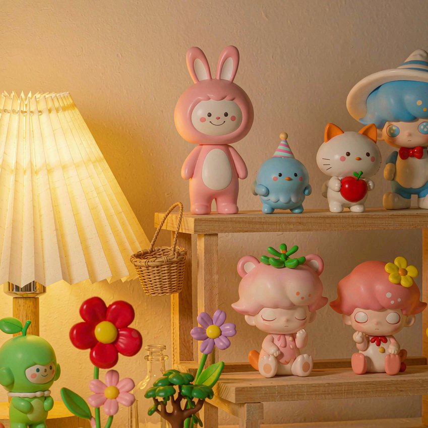 Custom collectibles — figurine